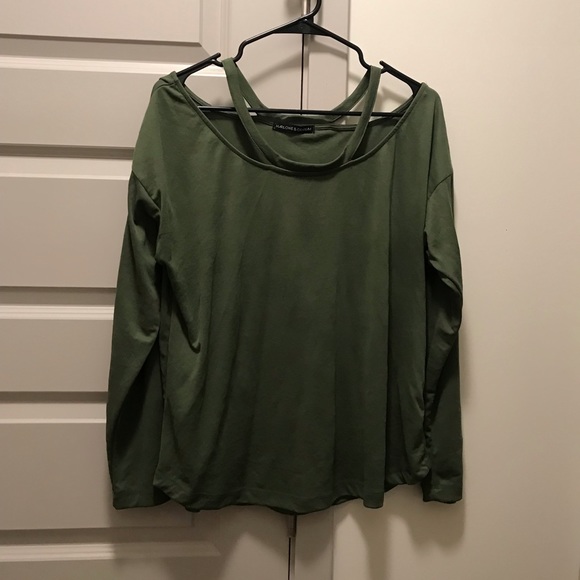 Harlowe&Graham Olive Green Cold Shoulder Top Sz L - Picture 2 of 6